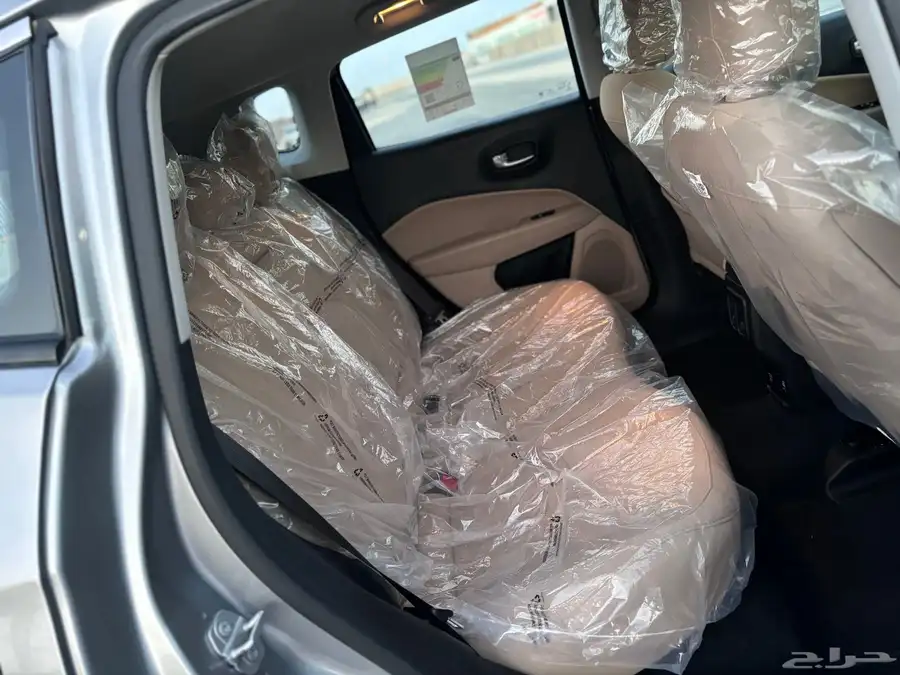 جيب jeep كومباس 2020 عداد 10 الف 24