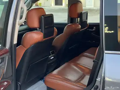 لكزس LX570 (2012) 9
