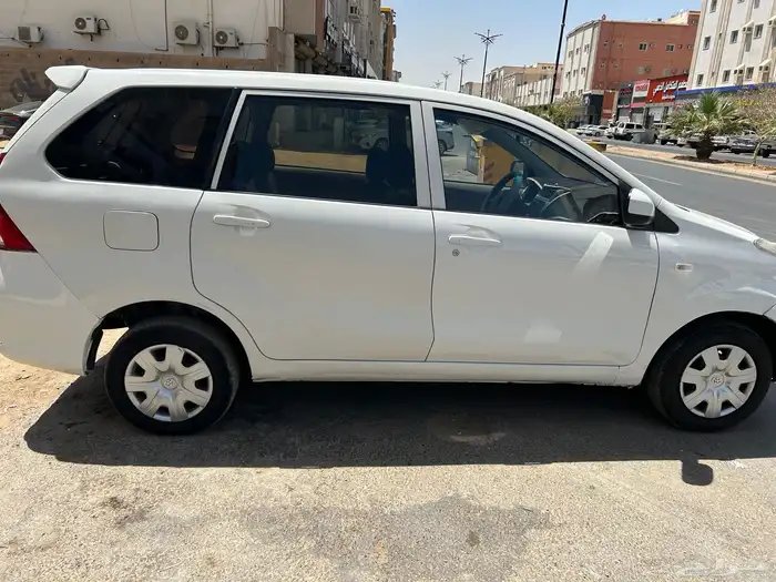 تويوتا افانزا 1