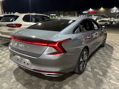كيا K8 2022 14