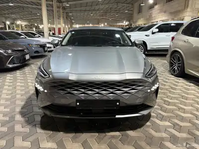 كيا K8 2022 1