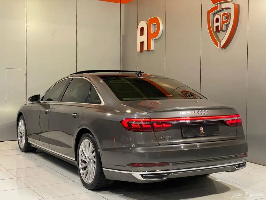 اودي A8 L 2018 ( أعلى فئة ) بحالة نظيفة جدا 9