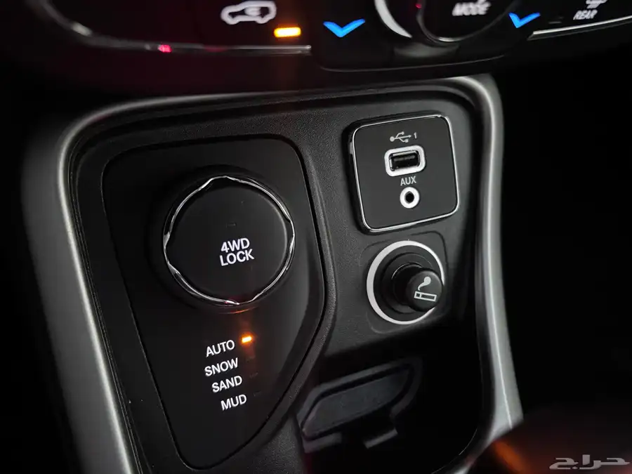 جيب jeep كومباس 2020 عداد 10 الف 43