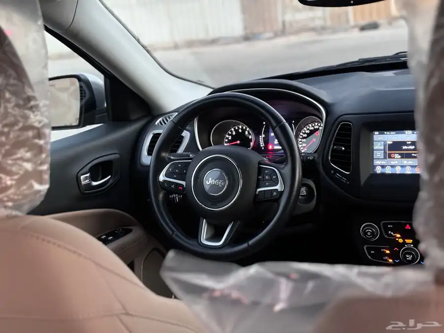 جيب jeep كومباس 2020 عداد 10 الف 25
