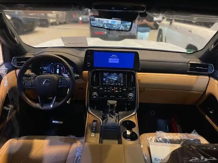 لكزس بي بي LX600 14