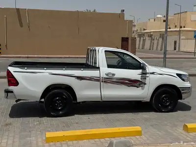 هايلوكس غمارة ديزل 2800 قير عادي 6 غيار 2023 المالك الأول 3