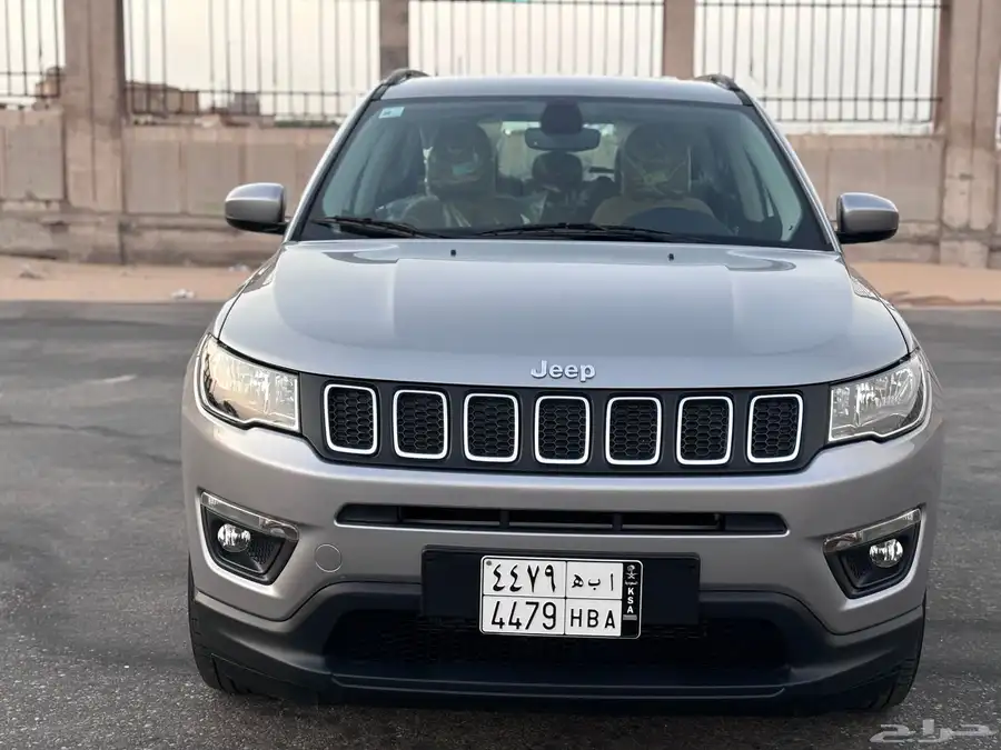 جيب jeep كومباس 2020 عداد 10 الف 56
