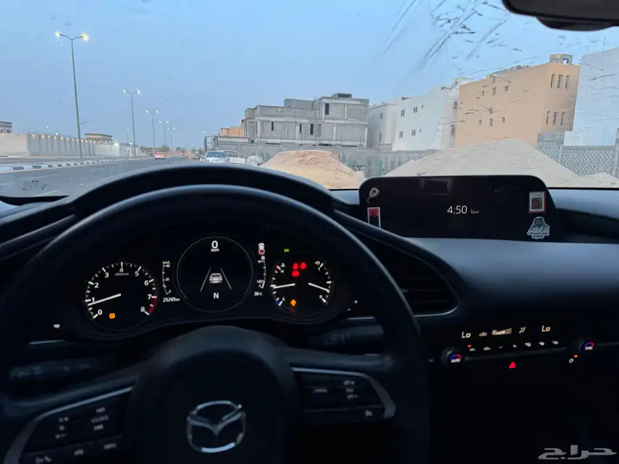 مازدا3 2025 6