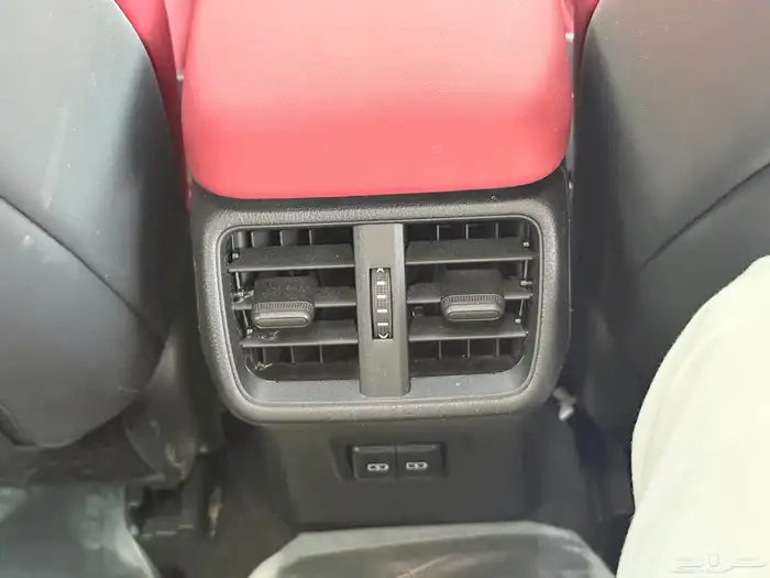 لكزس UX200 Fsport موديل 2021 44