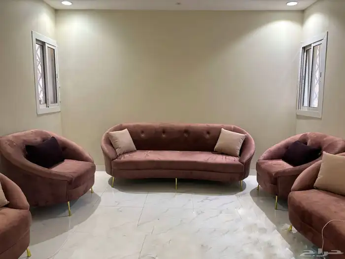 كنب مع خدادياته للبيع 2