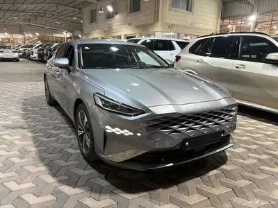 كيا K8 2022 4