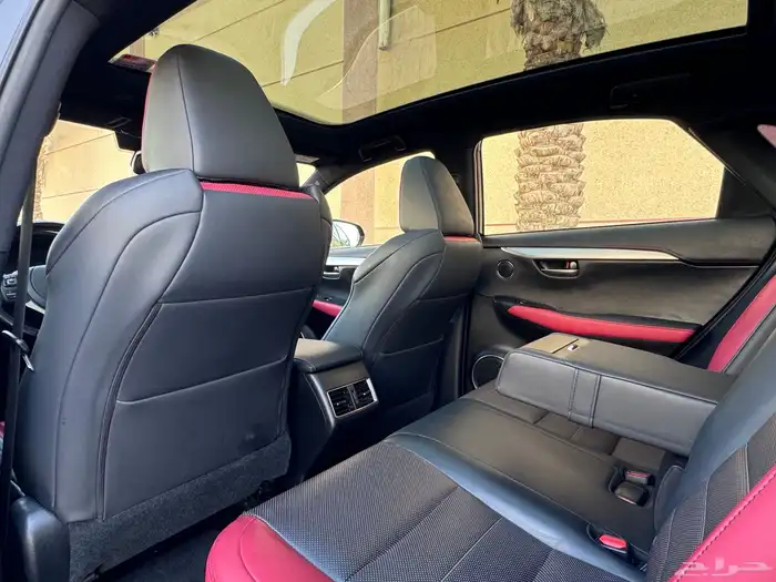 لكزس NX300 F SPORTS 2021 بحالة الوكالة 26