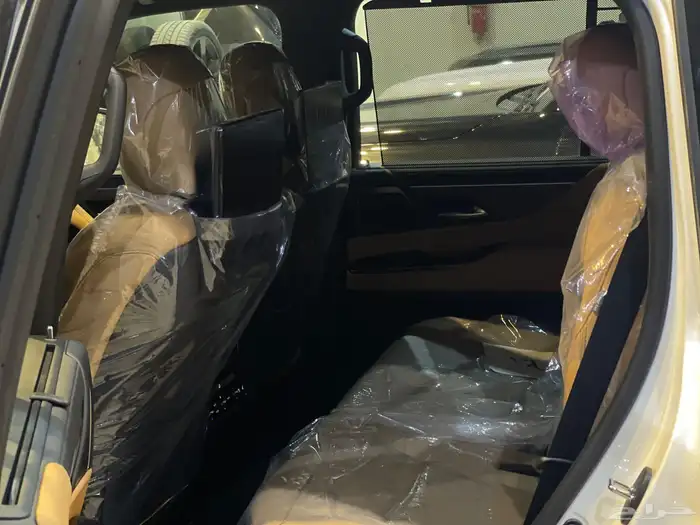 لكزس بي بي LX600 7