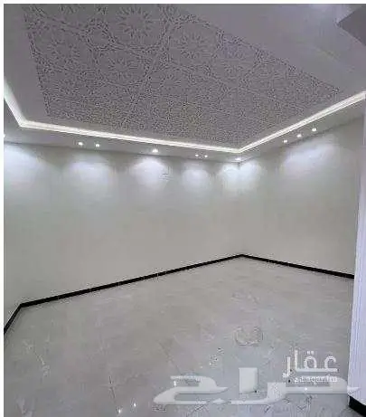 فيلا للبيع حي العزيزية الرياض عليها كود 31