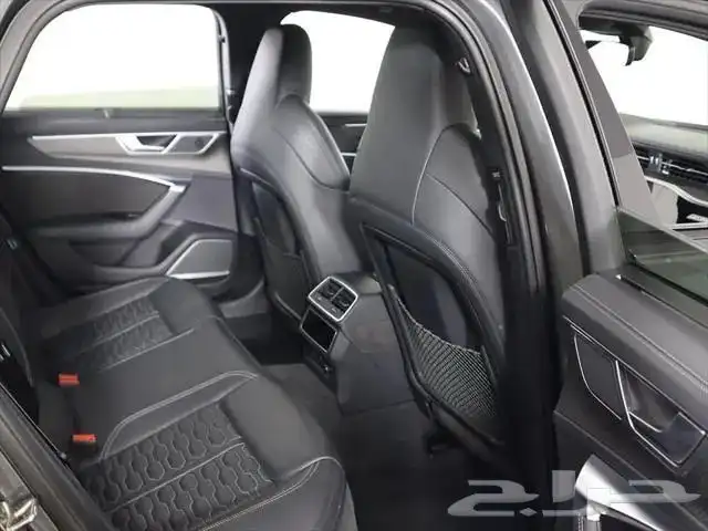 اودي ار اس 2021 Audi RS 6 Avant 10