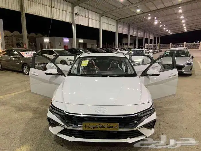 هونداي النترا 2025 بنزين كمفورت 1500Cc مستورد (اصفار)... 2