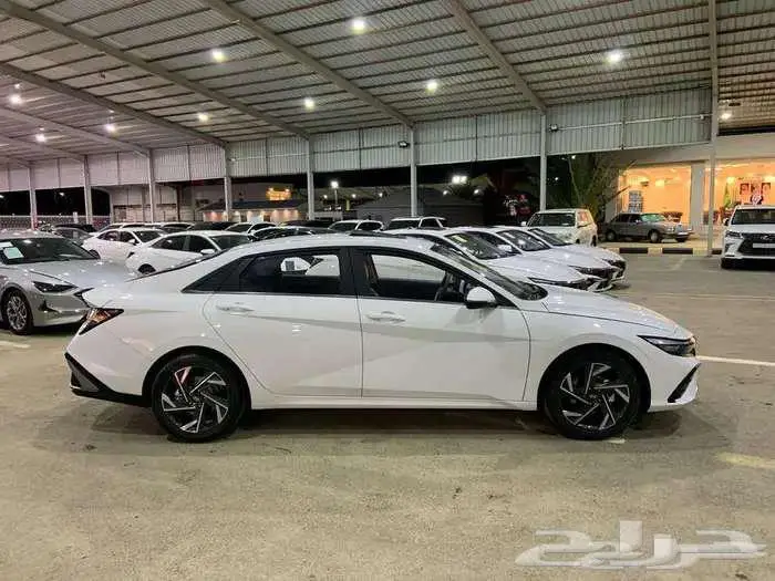 هونداي النترا 2025 بنزين كمفورت 1500Cc مستورد (اصفار)... 4