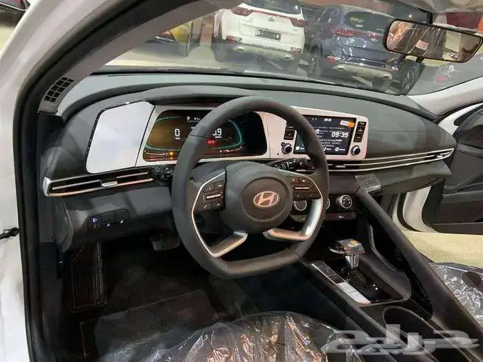 هونداي النترا 2025 بنزين كمفورت 1500Cc مستورد (اصفار)... 8