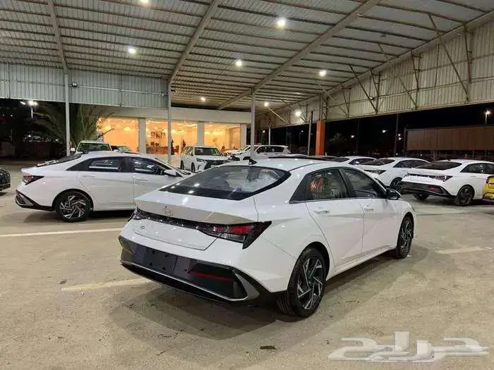 هونداي النترا 2025 بنزين كمفورت 1500Cc مستورد (اصفار)... 3