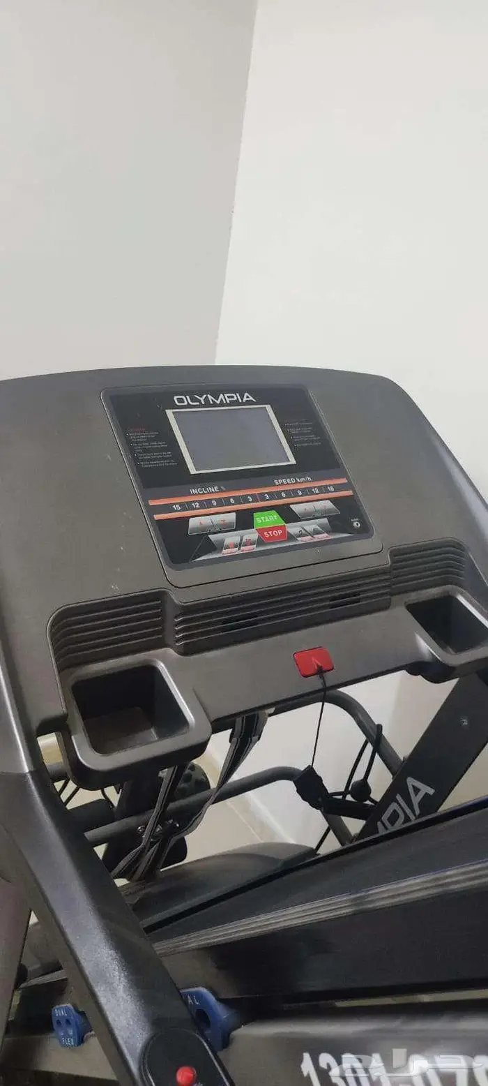 جهاز مشي من اوليمبيا نظيف استعمال خفيف 0