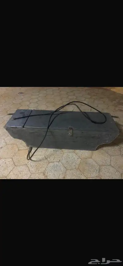 للبيع صندوق عزبه مع خزان ماء 2