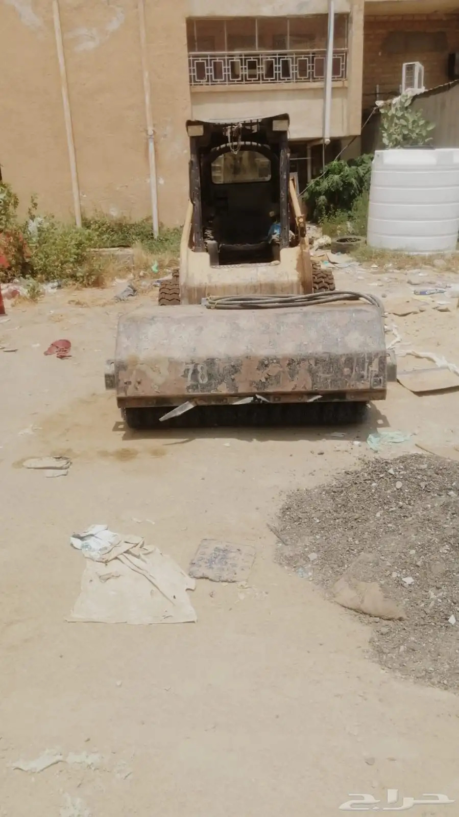 معدات 4