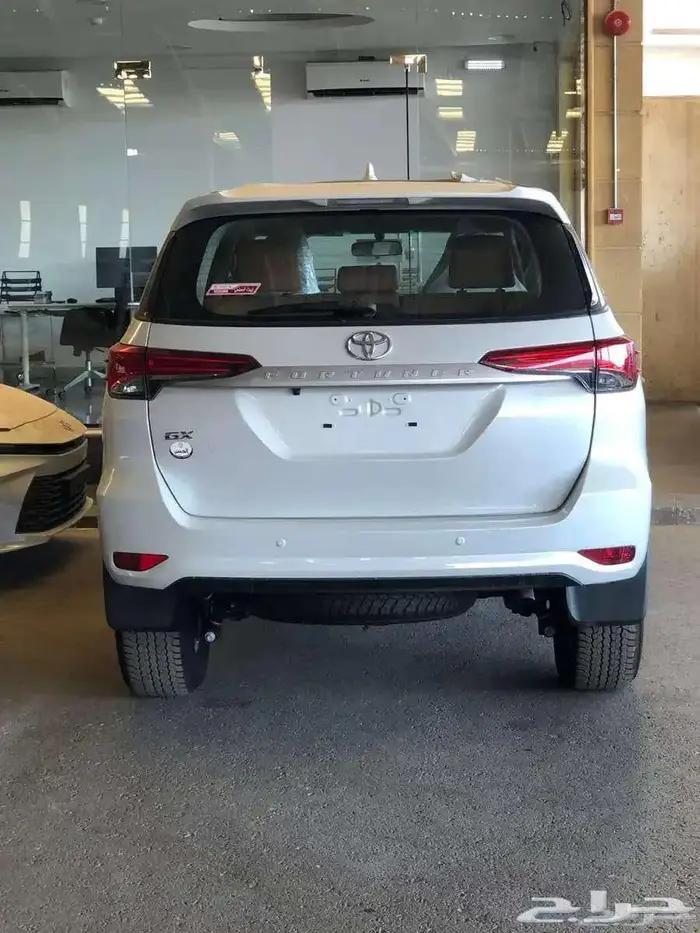 تويوتا فورشينر GX2 بنزين 4سلندر سعودي 2024 3