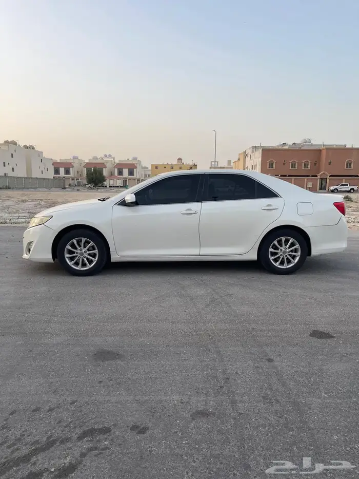 للبيع كامري 2014 8