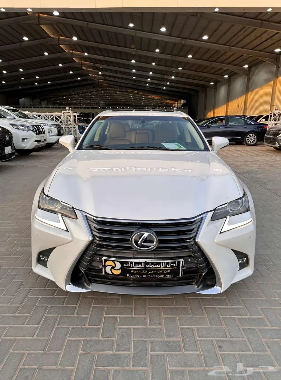 لكزس GS350 2018 0