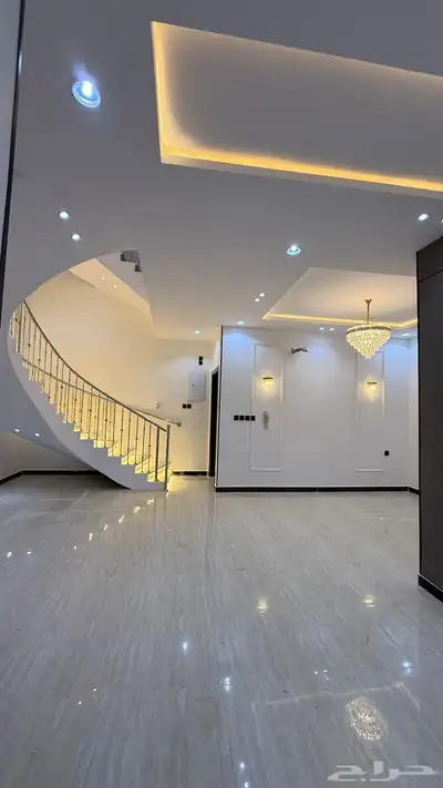 فلل فاخره بموقع مميز 1