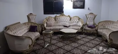 طقم كنب فاخر للبيع 0