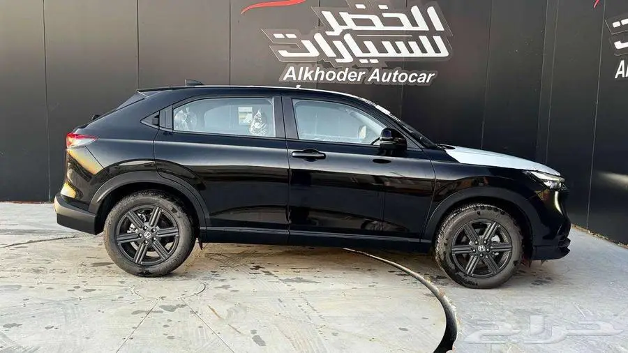 هوندا اتش ار في LX 2024 5