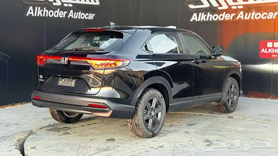 هوندا اتش ار في LX 2024 3