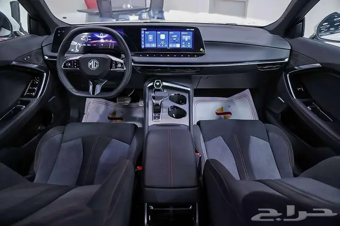 انطلق مع ام جي 7 ستاندر 2025 من صالح للسيارات 17