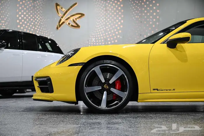 شركة البريمي لسيارات Porsche Carrera 911 2