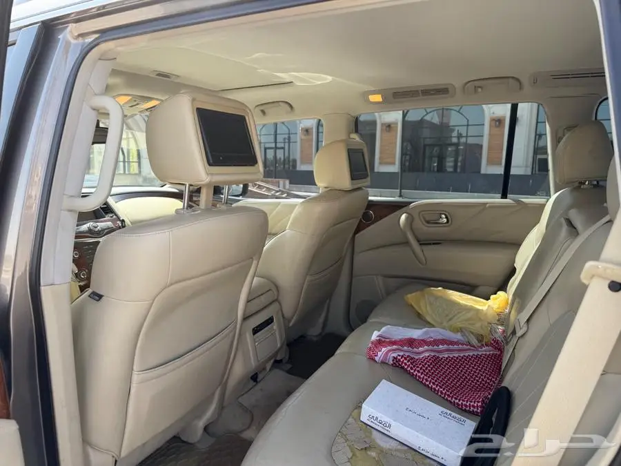 انفينتي 2015 QX80 7
