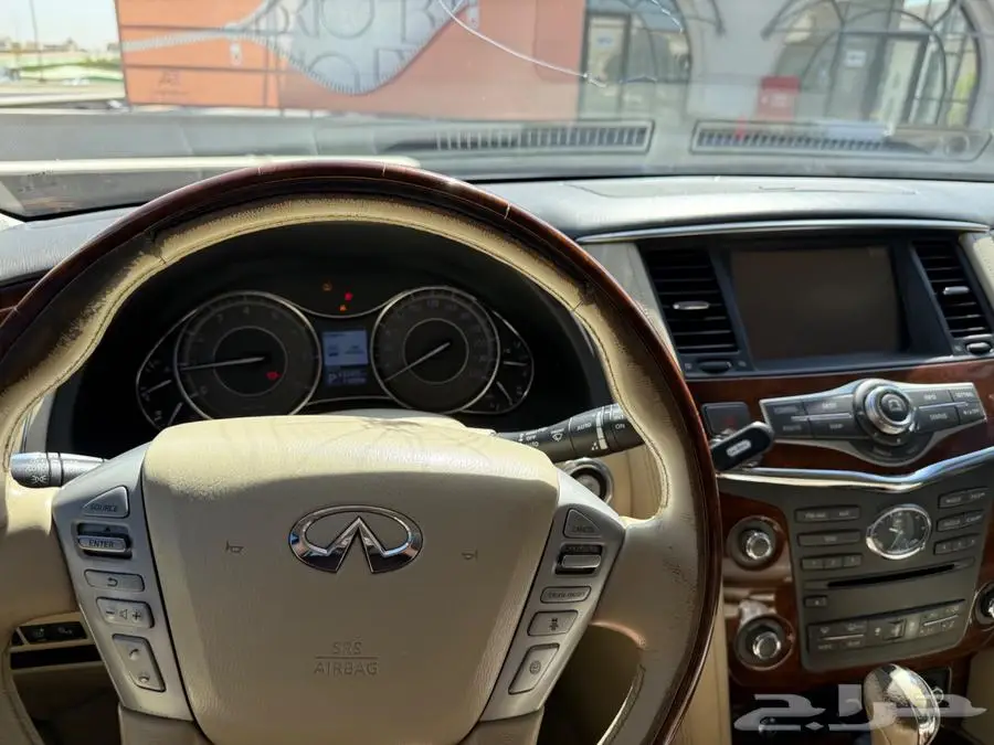 انفينتي 2015 QX80 6