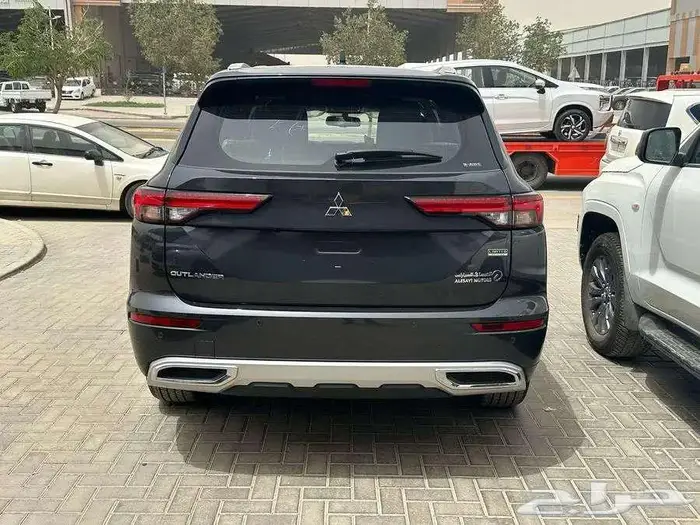 ميتسوبيشي اوتلاندر فل كامل ونص 2025 سعودي نقد وتقسيط 9