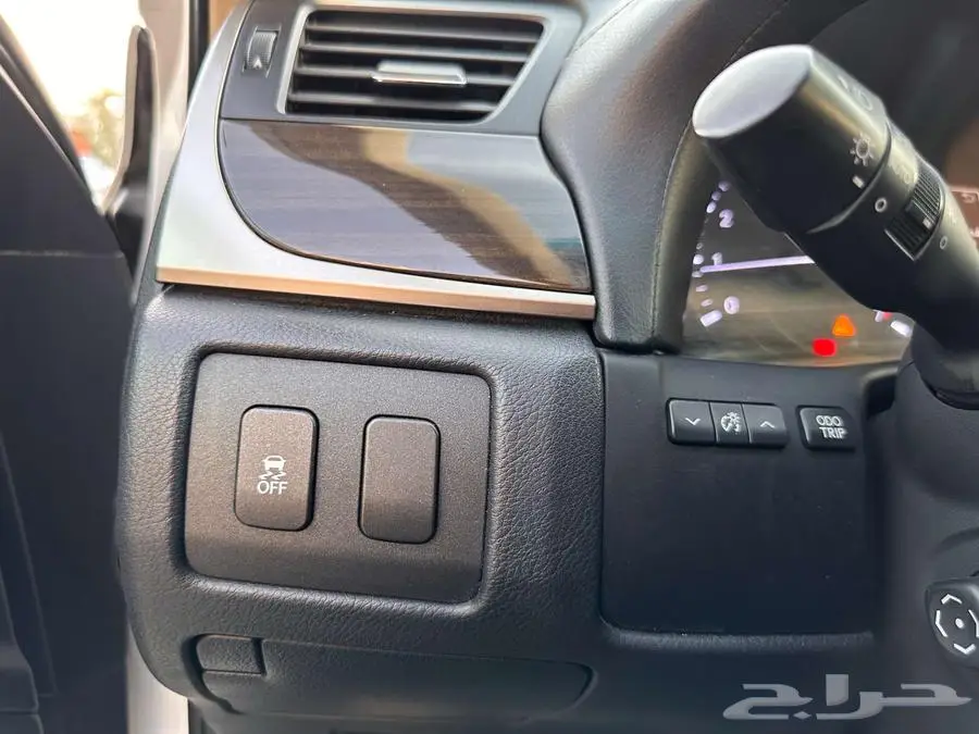 لكزس GS350 2018 14