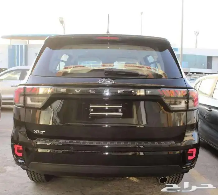 فورد ايفرست XLTنص فل بنزين 2025 سعودى 11