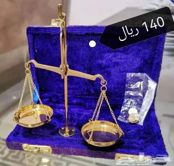 للمحامين وغيرهم موازين صغيرة تحف شبيهة بالتراثية القديمة 17