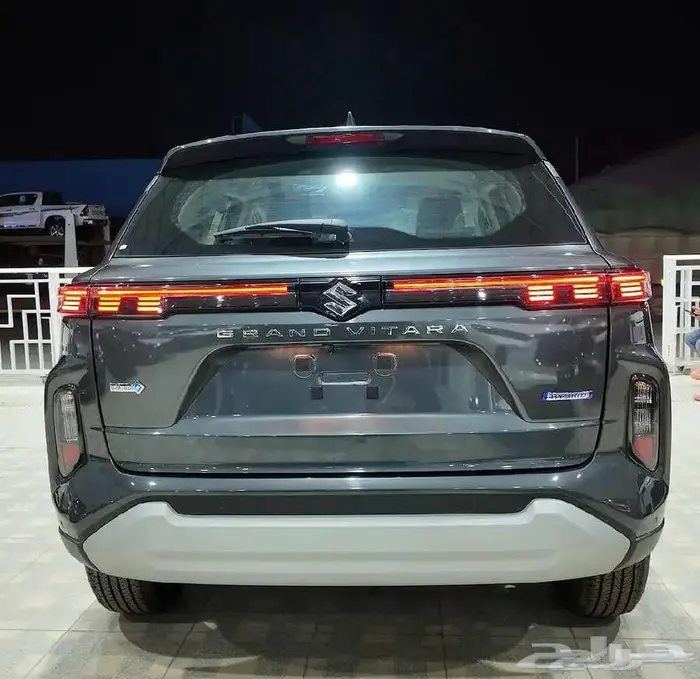 سوزوكي جراند فيتارا 2025GL 4