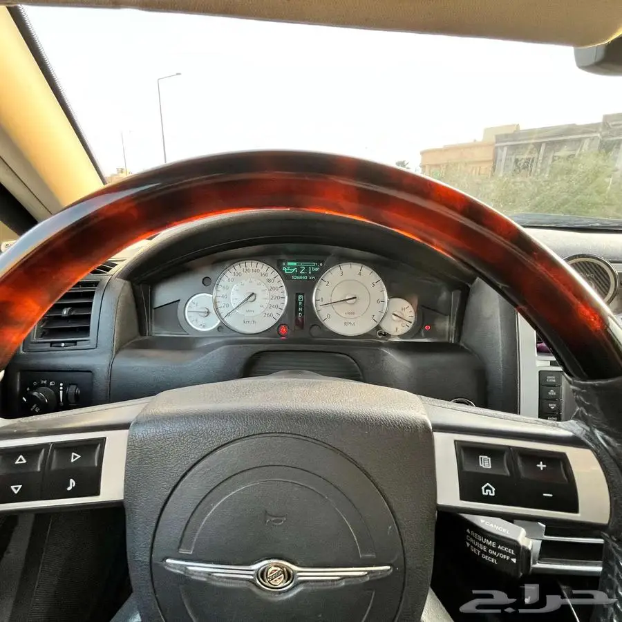 كرايزلر 300C HEMI 2010   محرك 5.7L V8 12
