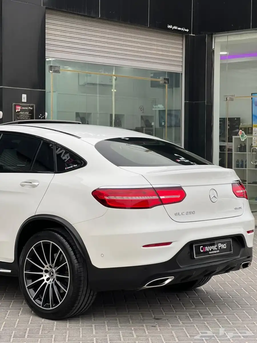 للبيع مرسيدس GLC250 1