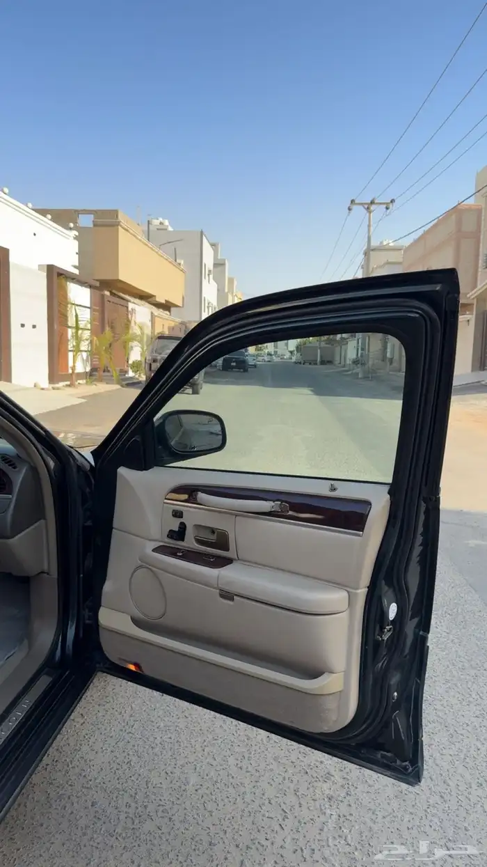 لينكون تاون كار فل كامل 2003 3