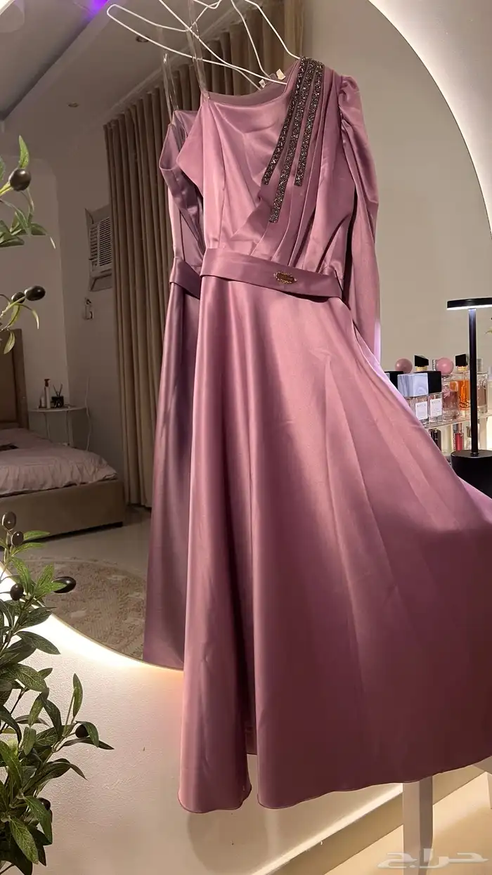 فستان للبيع ب50 0
