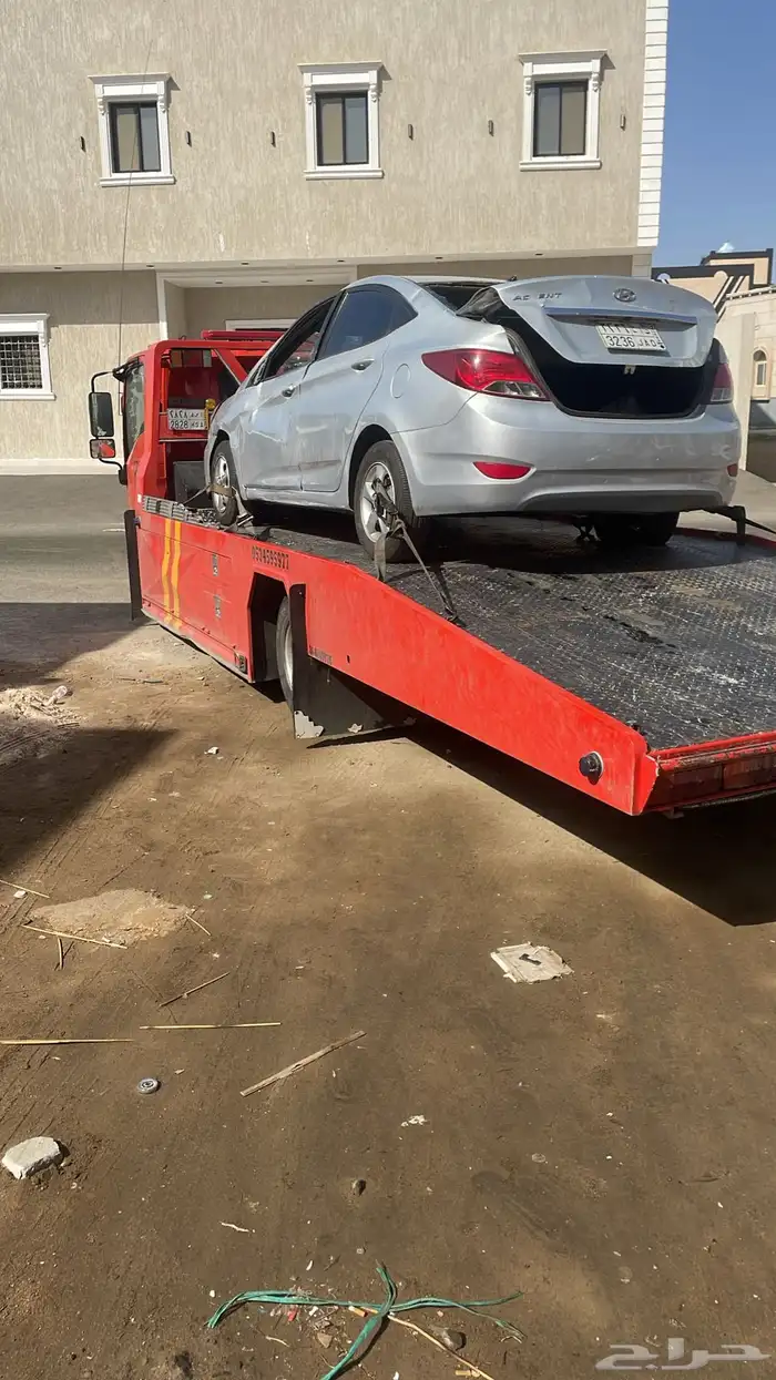 سطحه من ابها الى جده. 1