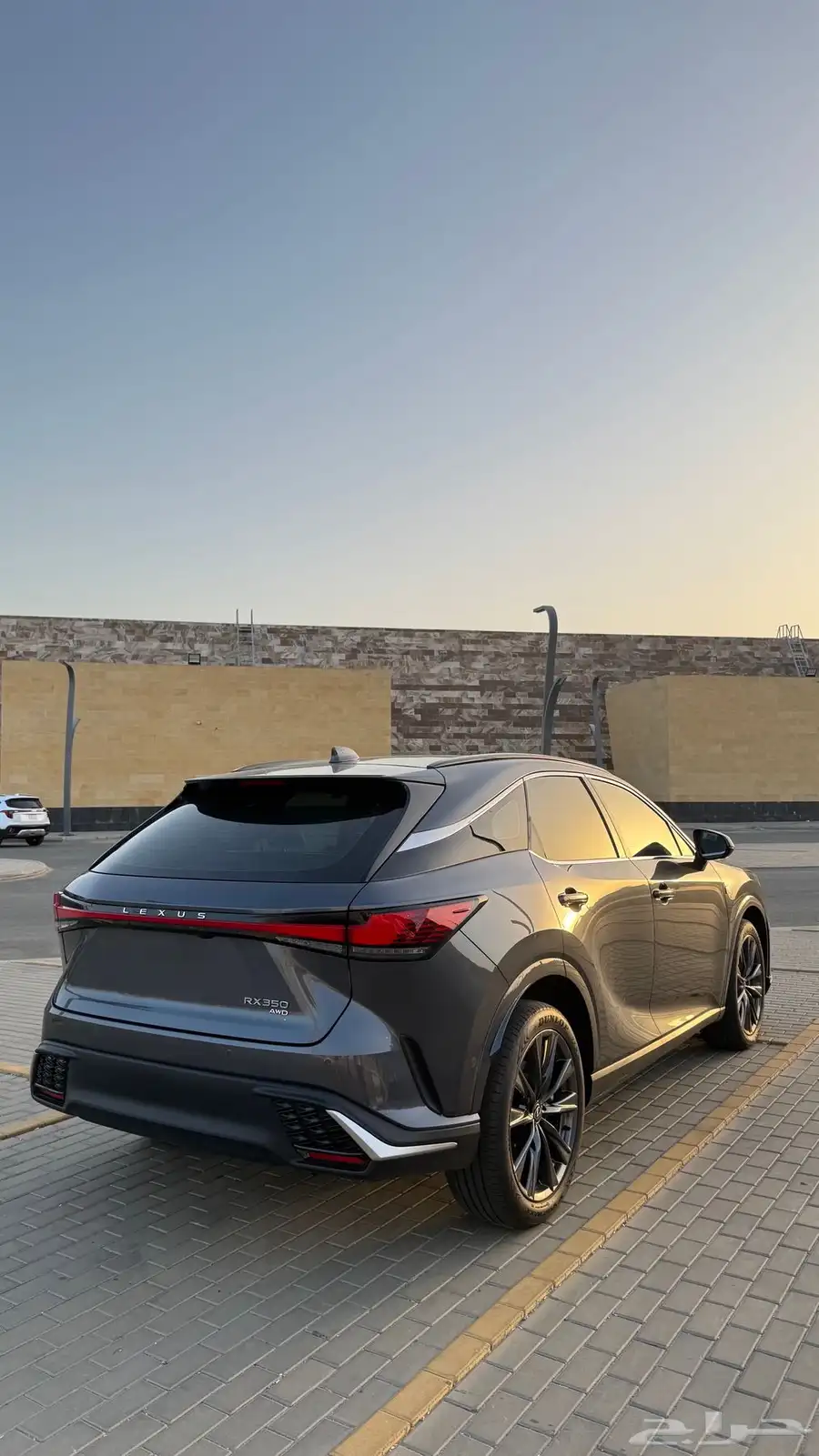 لكزس RX 350 F_SPORT بنزين موديل 2024 11