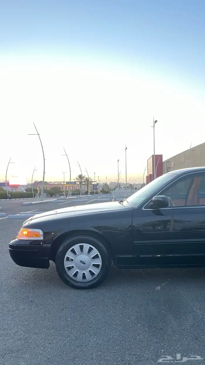 فورد كراون فكتوريا بوليسي 2010 12