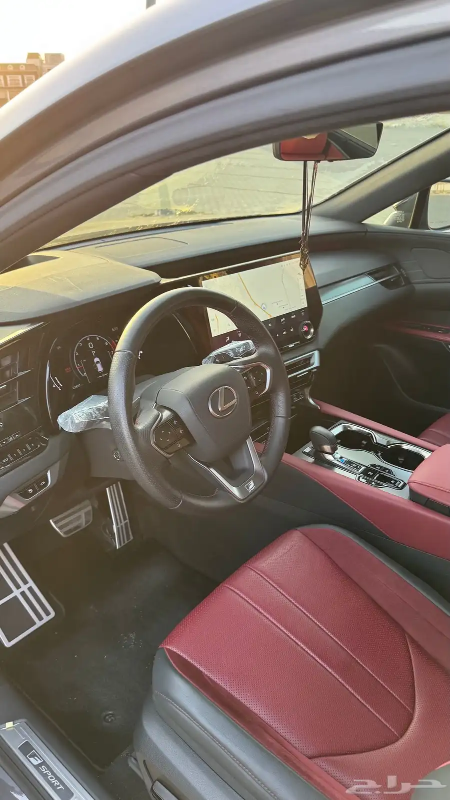 لكزس RX 350 F_SPORT بنزين موديل 2024 15